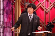 「私のバカせまい史」に出演するバカリズム。(c)フジテレビ