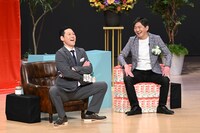 左から東野幸治、メッセンジャー黒田。(c)読売テレビ