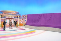 「開運！なんでも鑑定団 祝！30周年春の3時間半スペシャル」のワンシーン。(c)テレビ東京