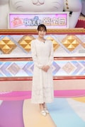 「開運!なんでも鑑定団」新MCに就任した菅井友香。(c)テレビ東京