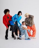CAMPER「2024SS LOOKBOOK」より。