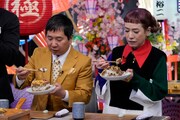 左から爆笑問題・田中、久本雅美。(c)読売テレビ