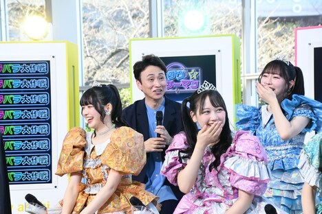 アンジャッシュ児嶋（後列左）