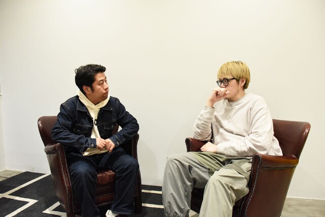 ウエストランド井口（左）と飯塚大悟（右）。