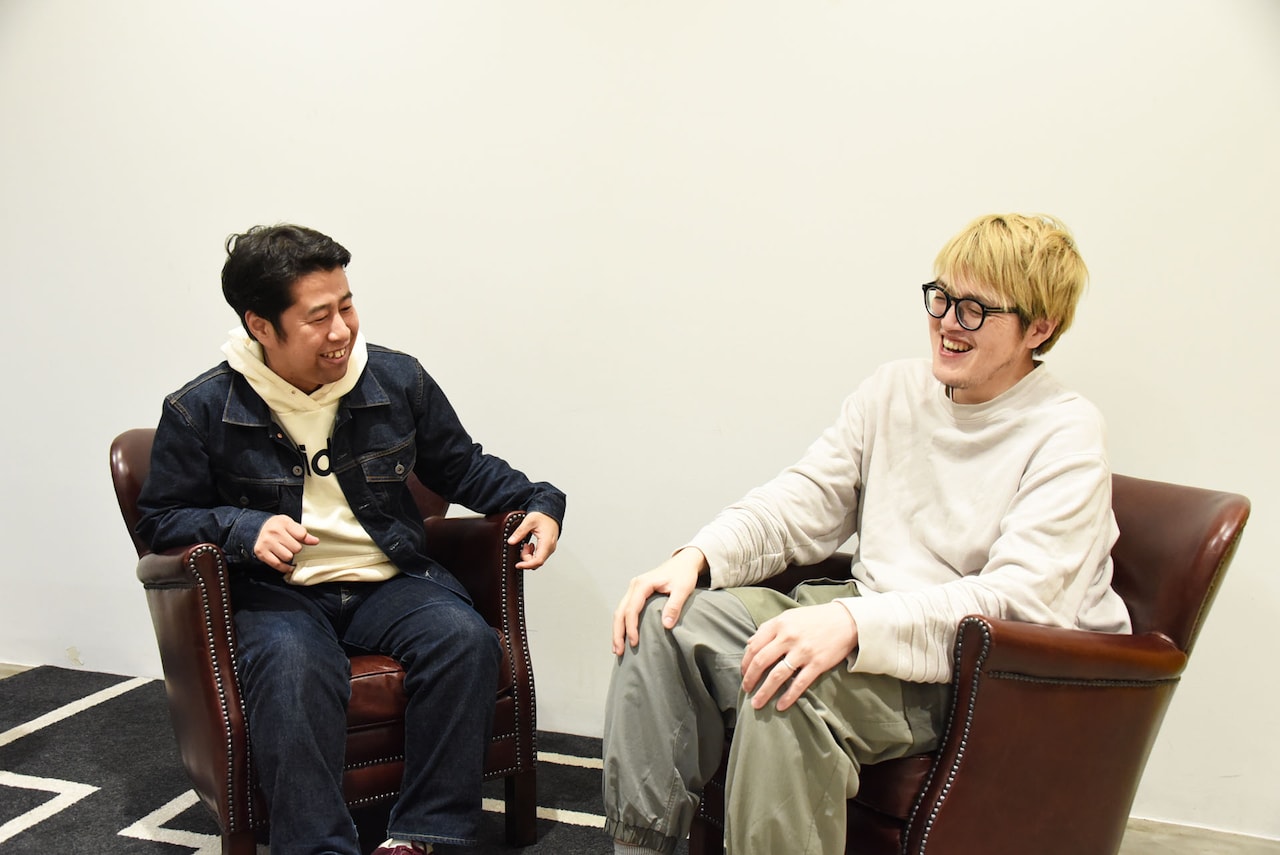 ウエストランド井口(左)と飯塚大悟(右)。