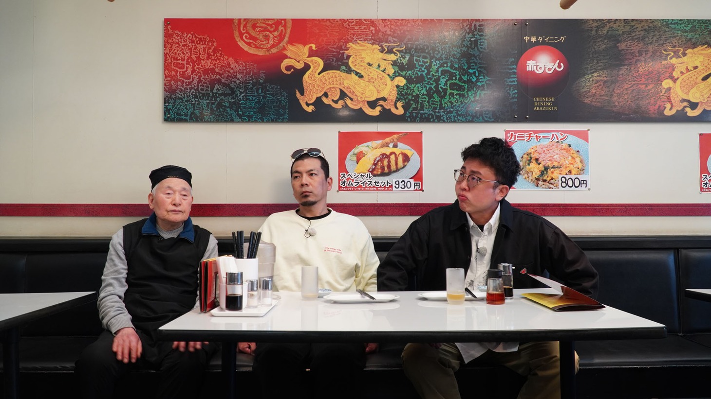 銀シャリ橋本と天竺鼠・川原による「川原くんのクイズさん」ロケの様子。