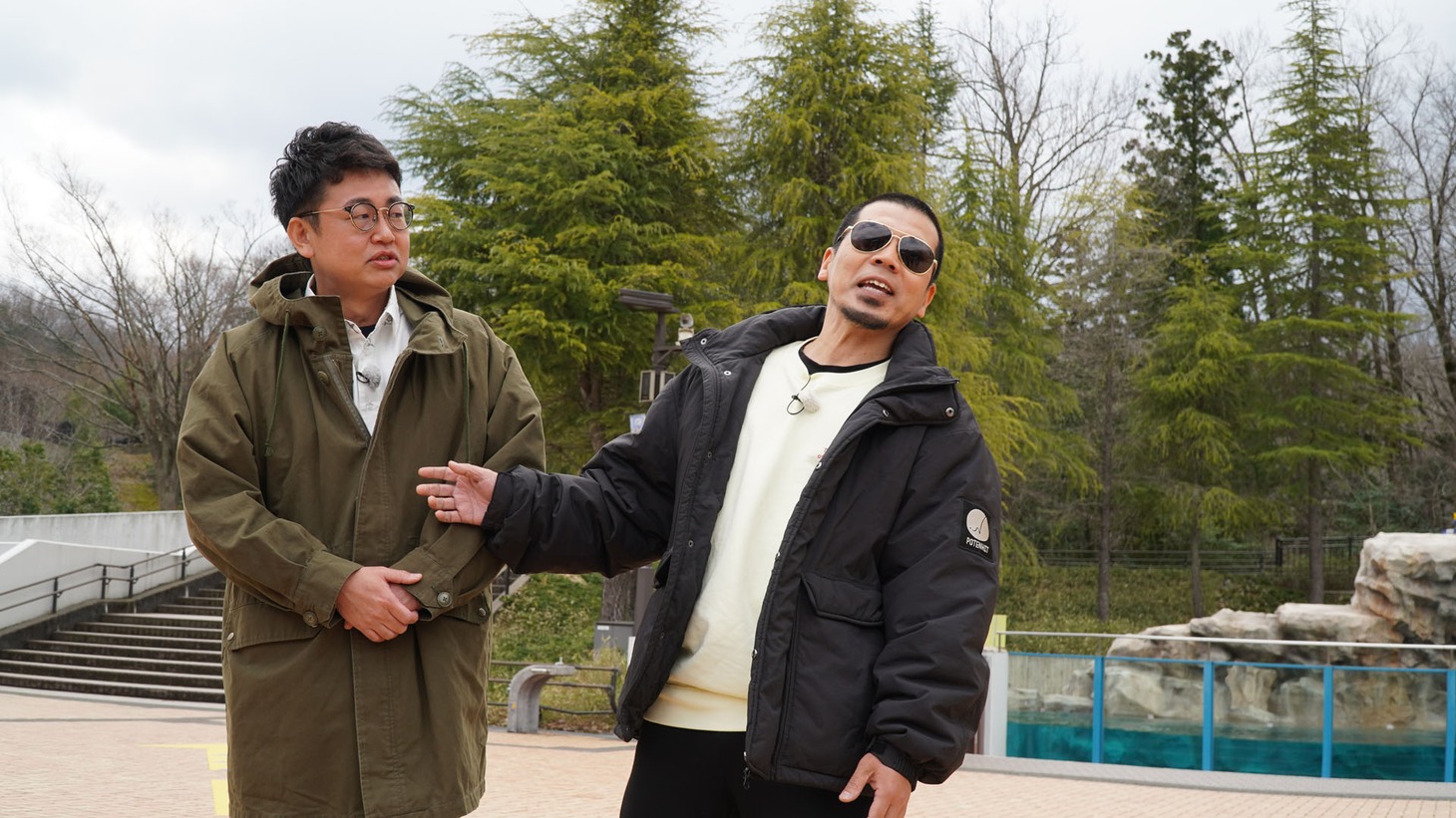 銀シャリ橋本と天竺鼠・川原による「川原くんのクイズさん」ロケの様子。