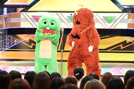 左からガチャピン、ムック。(c)日本テレビ