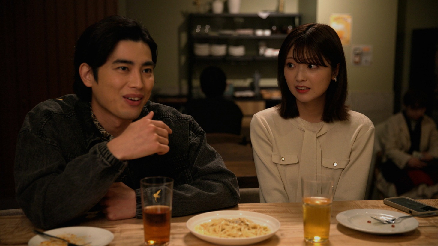 左から樫尾篤紀、工藤美桜。(c)日本テレビ