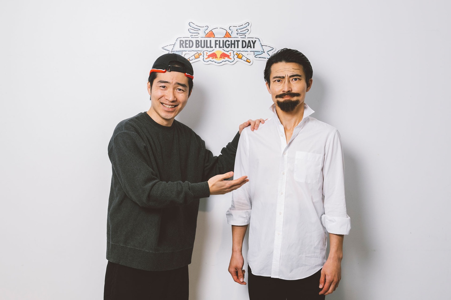 左から、ディレクターの久地々（後藤）と夢なし大学生（福徳）。