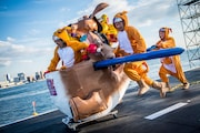 「Red Bull Flugtag Kobe 2015」の様子。(Jason Halayko / Red Bull Content Pool)