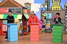 左から陣内智則、千鳥。(c)関西テレビ