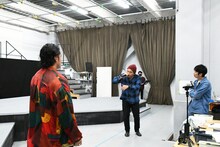 見取り図・盛山が参加したラップバトルシーンの稽古の様子。