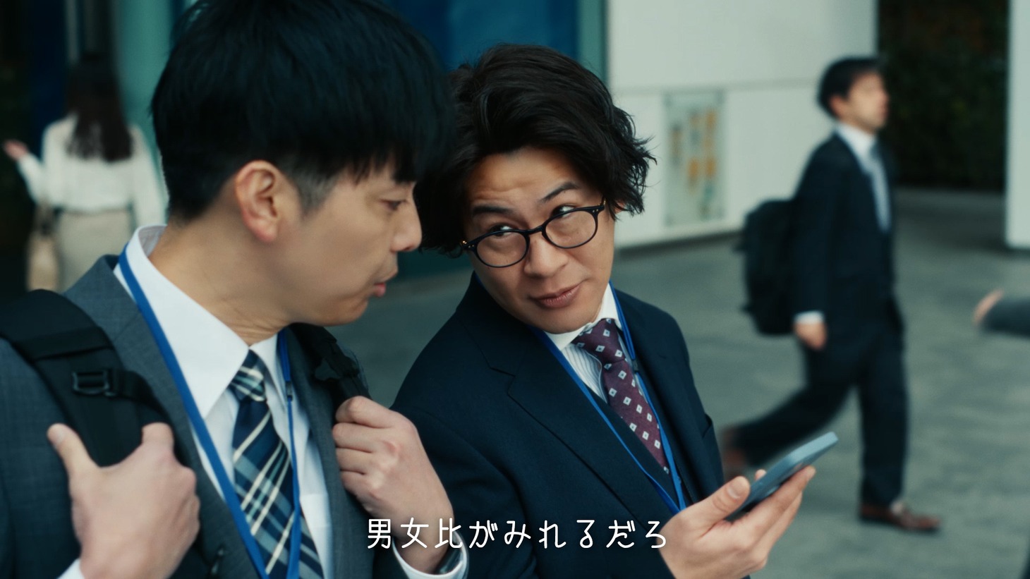 「ホットペッパービューティー」のWebCM「データ編」より。