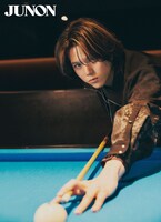 「JUNON」2024年6月号（主婦と生活社）より、RAN（MAZZEL）。