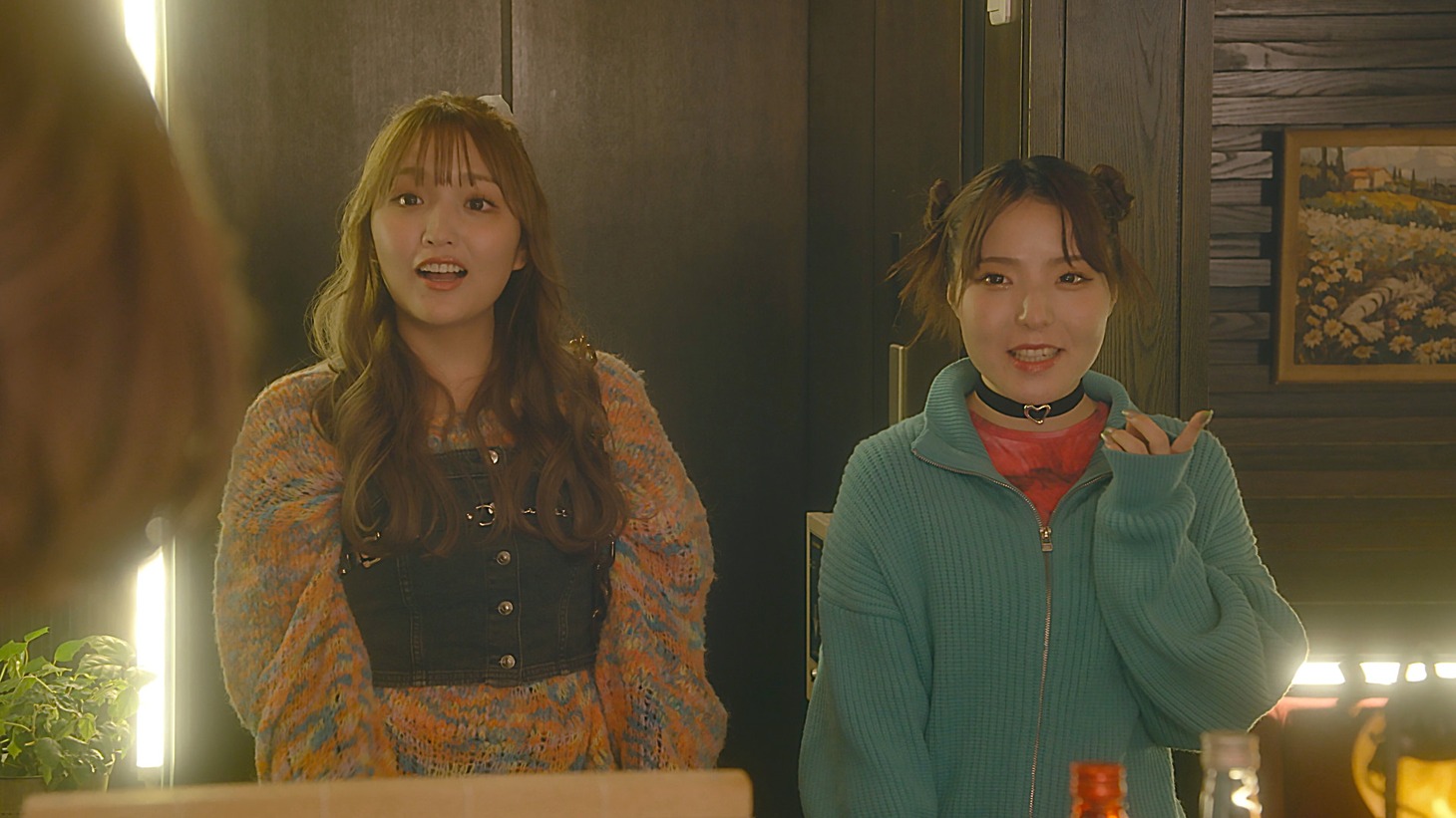 「スナック女子にハイボールを」のワンシーン。(c)中京テレビ