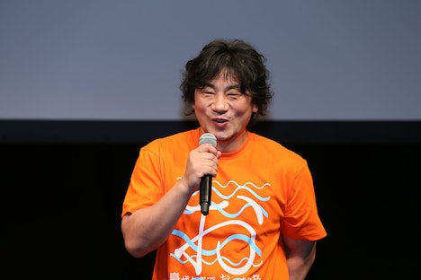 監督の立川晋輔。