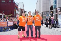 左から、ブラックマヨネーズ小杉、板尾創路、チュートリアル徳井。