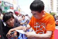 レッドカーペットの様子。