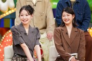 左からMOMONA、RAN。(c)日本テレビ