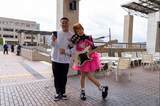 左からチョコレートプラネット松尾、パーパー・あいなぷぅ。(c)日本テレビ