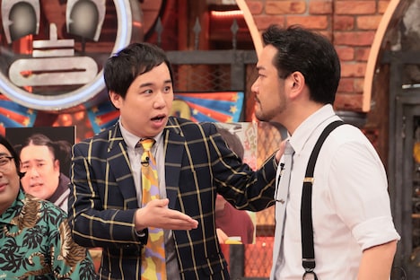 左から霜降り明星せいや、らぶおじさん。 (c)読売テレビ