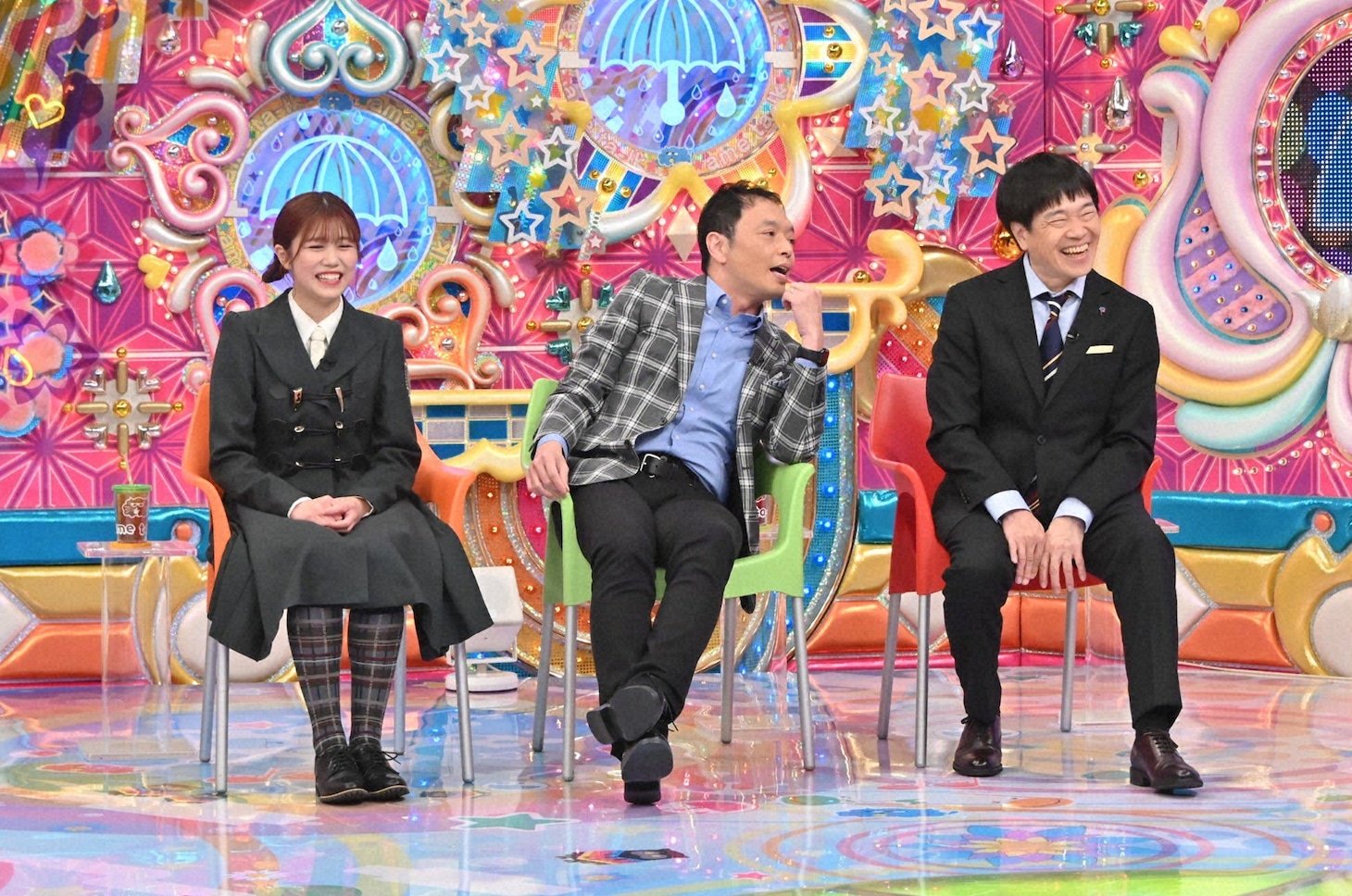 左から、武元唯衣、中川家・礼二、蛍原徹。(c)テレビ朝日