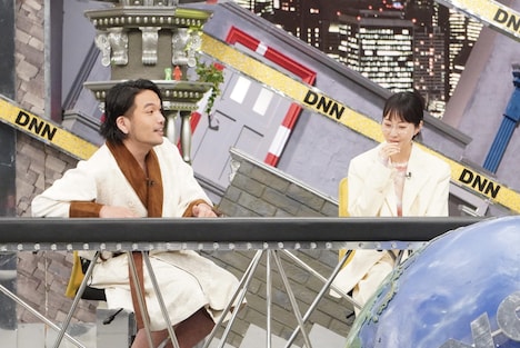 左から、見取り図・盛山、木南晴夏。(c)フジテレビ