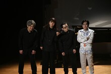 radikoで文化放送「大竹まこと ゴールデンラジオ！」を聴く溜口ら。