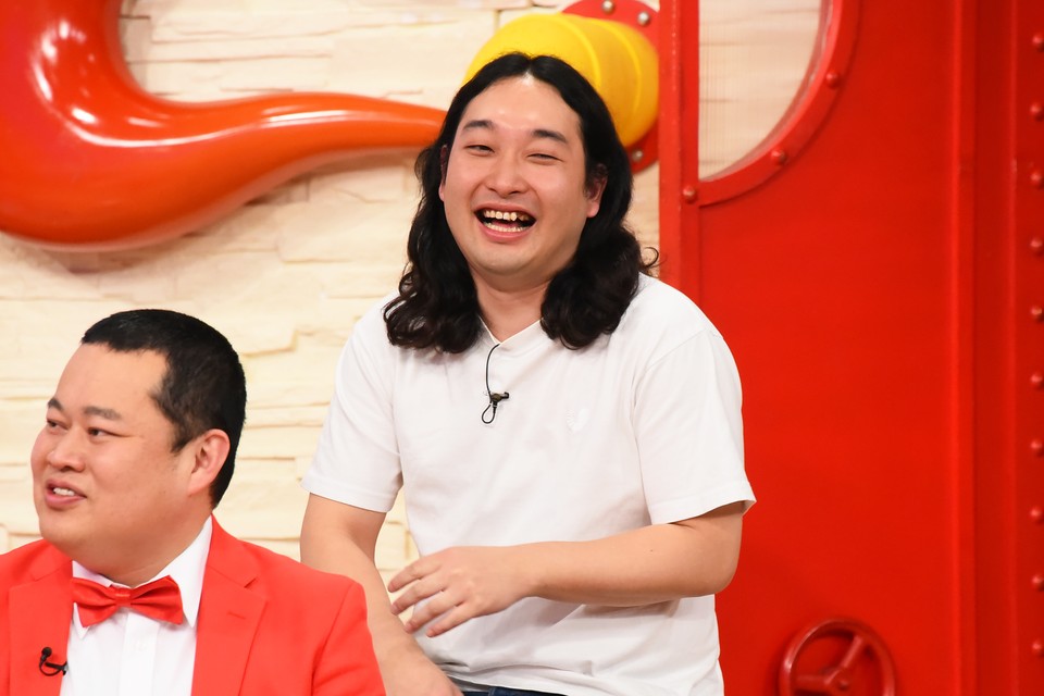 かが屋・賀屋 (c)関西テレビ