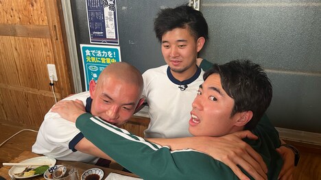 四千頭身 (c)テレビ朝日