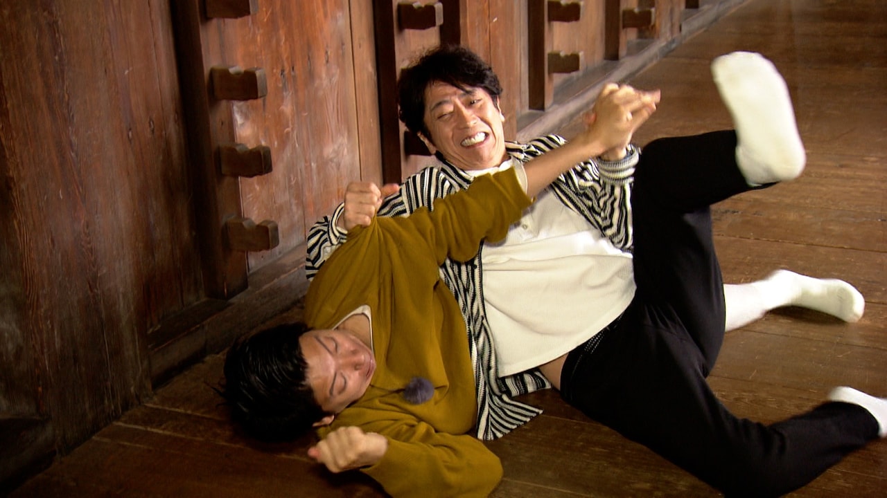 藤崎マーケット「フットマップ」初登場、トキ＆後藤が姫路城でバトル