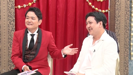 千鳥ノブ（左）、カカロニ栗谷（右）。