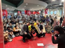 ラブレターズの1日店長は大盛況のうちに終了した。