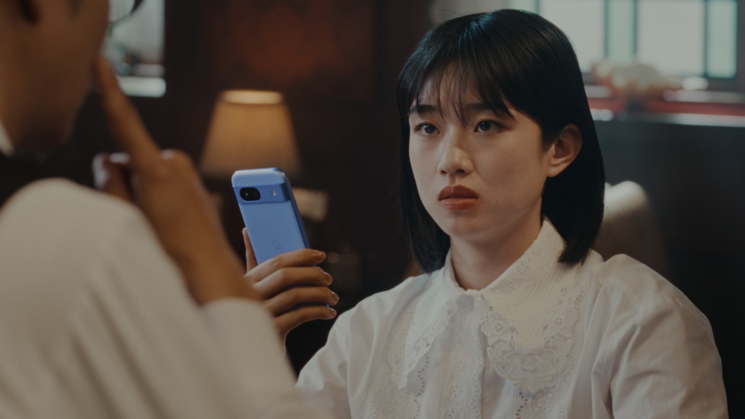 Webドラマ「喫茶ピクセル」のワンシーン。