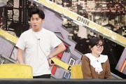 左から、オリエンタルラジオ藤森、藤原さくら。(c)フジテレビ