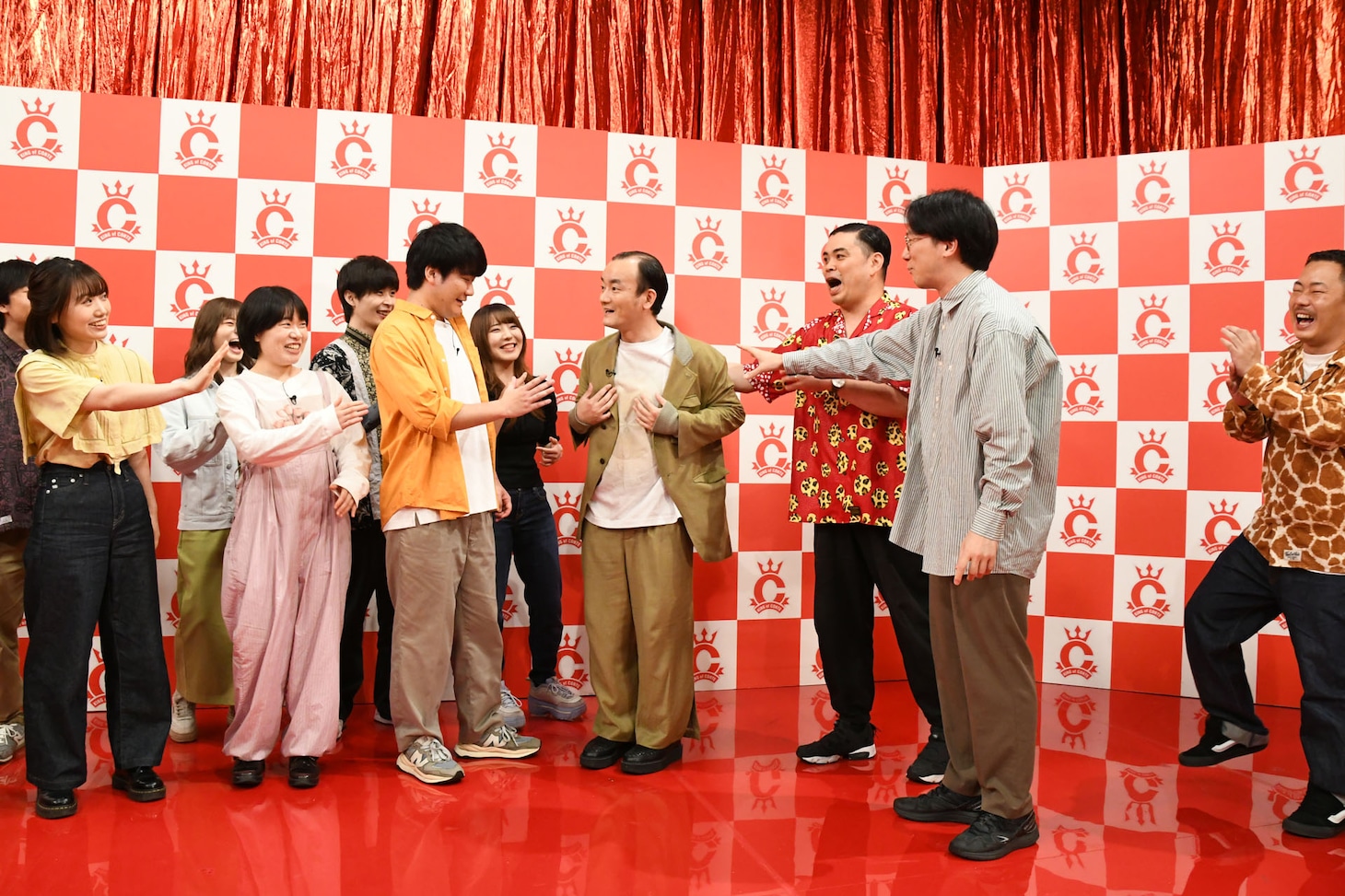 ダウ90000のメンバーになりすます、ななまがり森下。