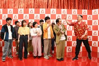 ななまがり森下が相方・初瀬（右端）にツッコまれるワンシーン。