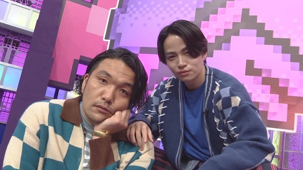 左から見取り図・盛山、菊池風磨。(c)日本テレビ