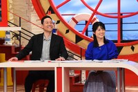 左から東野幸治、中島めぐみアナウンサー。(c)関西テレビ