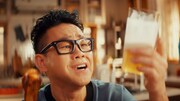 「サッポロ生ビール ナナマル」新CM「たべてマル。のんでマル。」編より。