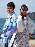 左から、NON STYLE井上、湯淺凜子。(c)RSK