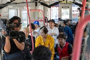 「30秒で豊橋をPR!スターに出会えるおもしろ路面電車」のワンシーン。(c)日本テレビ