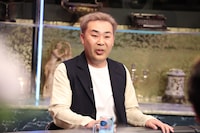 フットボールアワー岩尾 (c)フジテレビ