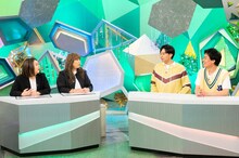 「やすとものいたって真剣です」にスタジオ出演する（左から）海原やすよ ともこ、カベポスター。(c)ABCテレビ