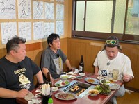 「こすとくっきー！仲良し同期の別府プライベート旅」のワンシーン。