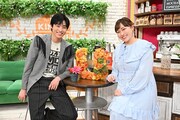 左から、八村倫太郎、丸山礼。(c)TBS