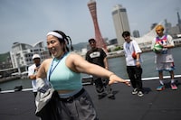 ブレイキンに参加するゆりやんレトリィバァ。(c)Jason Halayko／Red Bull Flight Day