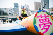 夢なし大学生（ジャルジャル福徳） (c)Suguru Saito／Red Bull Flight Day