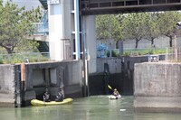 「岡村隆史の川くだり なにわの川を食い倒れ！」より。(c)テレビ大阪